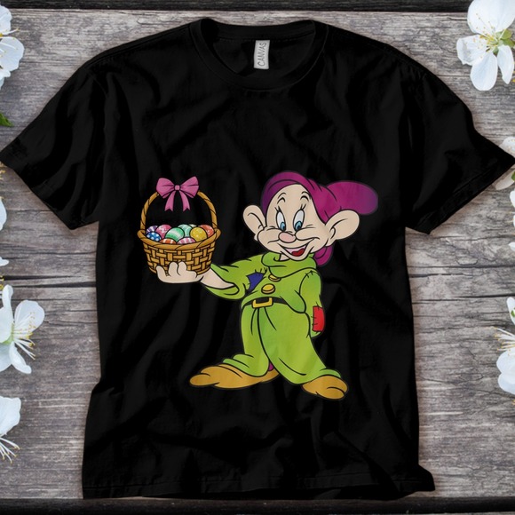 Disney Dopey Dwarf Funny Basket T-Shirt Happy Easter Day Unisex Adult T-shirt - Picture 1 of 2